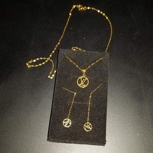 18k gold necklace and tictac earings